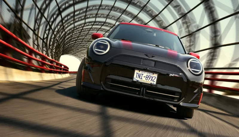 MINI JOHN COOPER WORKS ELECTRIC.