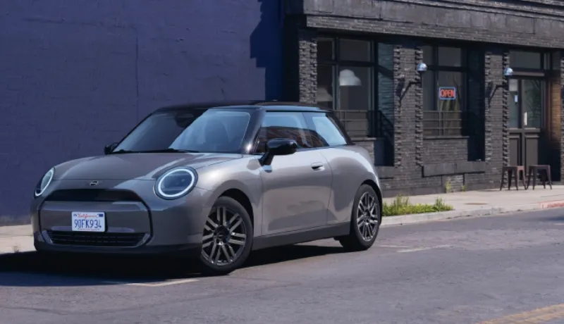 mini-cooper-electro.webp